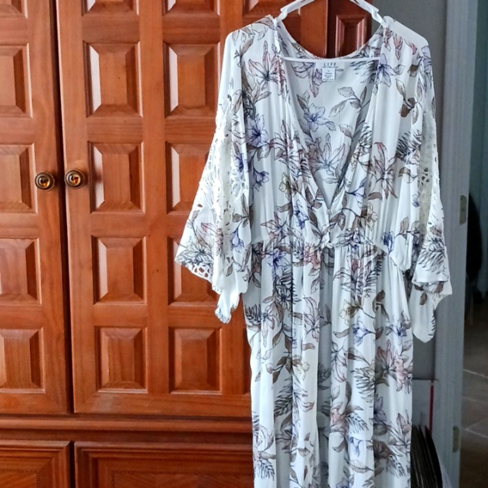 NWOT L.I.F.E Spring Maxi Open Front Kimono Dress-Like Cardigan,  XL, 100% Rayon